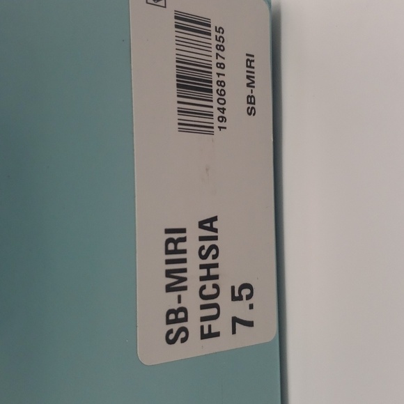 1510- Betsey Johnson Women's Sandals Size 7.5 Pink Color NWT - Picture 8 of 9